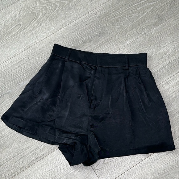 Zara Pants - CASUAL SHORT